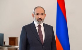 Пашинян вступил в стычку с оппозиционными депутатами армянского парламента