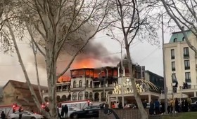 В центре Тбилиси загорелся пятизвёздочный отель
