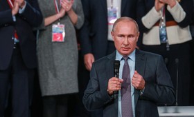 Путин призвал повысить эффективность контроля за миграционной обстановкой
