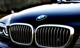 Автоблогера Давидыча обвинили в краже BMW
