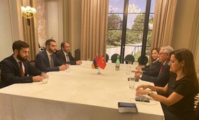Спецпредставители Армении и Турции договорились дать гражданам третьих стран возможность пересечения их общей границы
