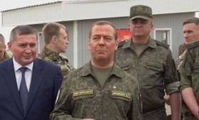 Медведев отреагировал на атаки территории РФ: украинский режим подлежит истреблению