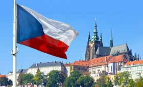 Жители Чехии вышли на антиправительственные митинги