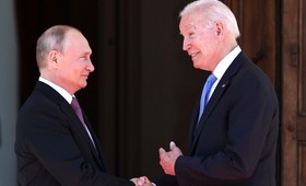Politico: США не смогут сделать Россию изгоем из-за нейтральной позиции других стран