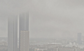 В Москве сильный туман стал причиной отмены и задержки авиарейсов