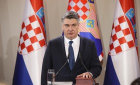 Президент Хорватии назвал позицию Запада по Киеву аморальной