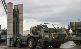 Российская система ПВО впервые сбила новую украинскую ракету «Гром-2»