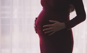 19-летняя «девственница» заявила о беременности от злого духа