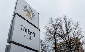 «Тинькофф» опроверг слухи о комиссии в 1000 долларов