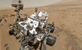 На Марсе обнаружили необъяснимую «дверь» в скале