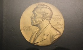 Нобелевскую премию по химии присудили выходцу из СССР Алексею Екимову
