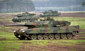 Комбат «Востока» завил о первом появлении танков Leopard в ДНР