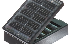 Созданы первые в мире беспроводные наушники с подзарядкой от солнца