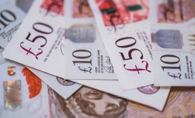 Telegraph: банки Великобритании приостановили выдачу ипотеки после падения фунта