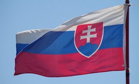 В Словакии на парламентских выборах победила пророссийская партия 