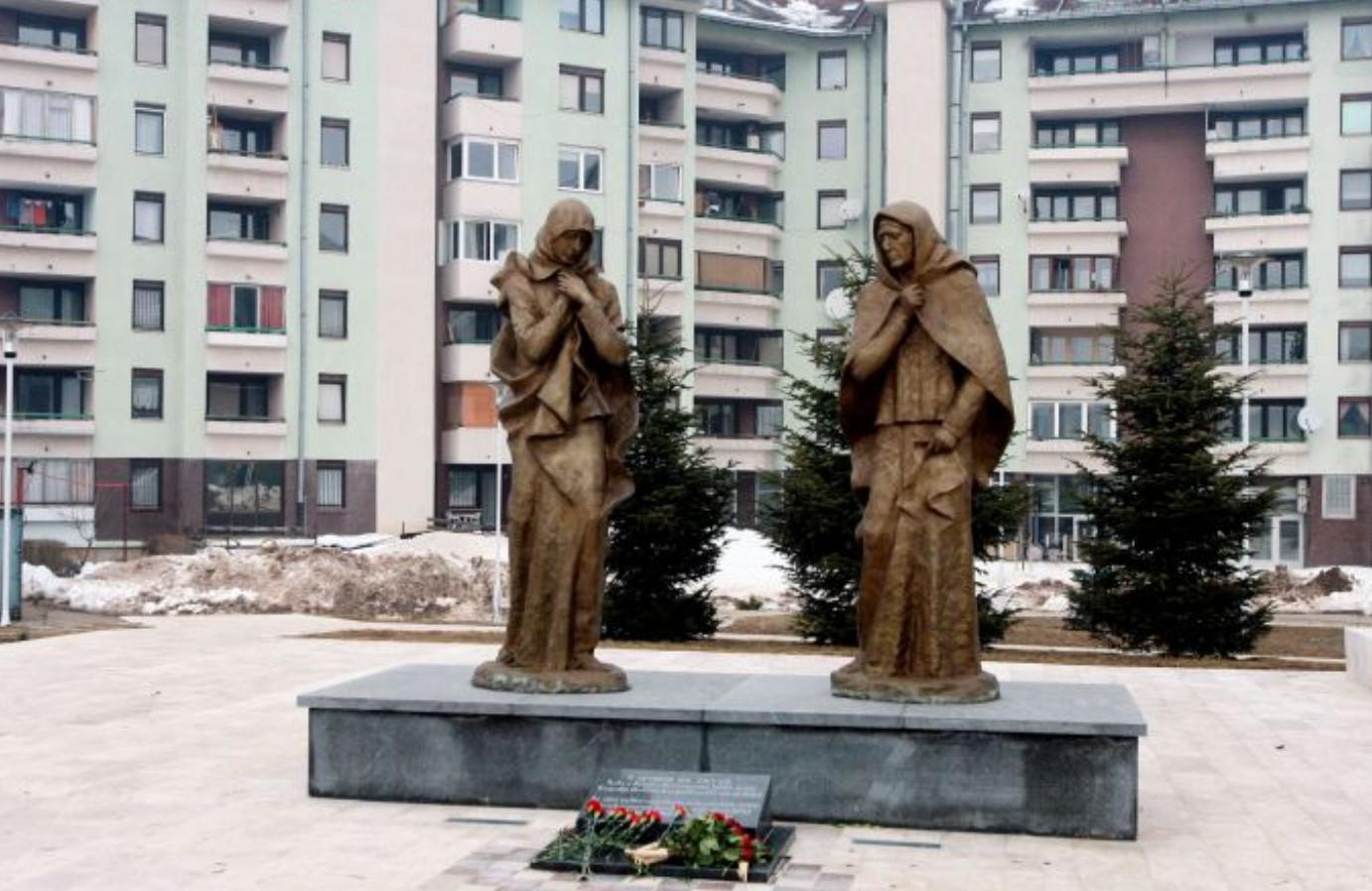 Памятник жертвам Ходжалинской трагедии в Сараево (Босния и Герцеговина). Фото: justiceforkhojaly.org 