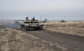 Уралвагонзавод отправил оссийским войскам эшелон новейших танков Т-90М «Прорыв»