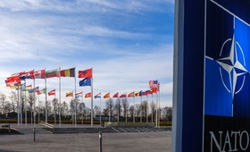 Швеция подаст заявку на вступление в НАТО вместе с Финляндией
