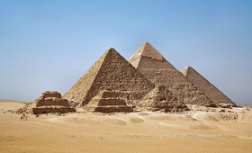 Под Каиром ученые нашли позолоченную мумию возрастом 4300 лет
