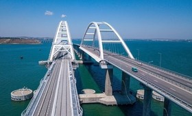 Крымский мост временно перекрыт 