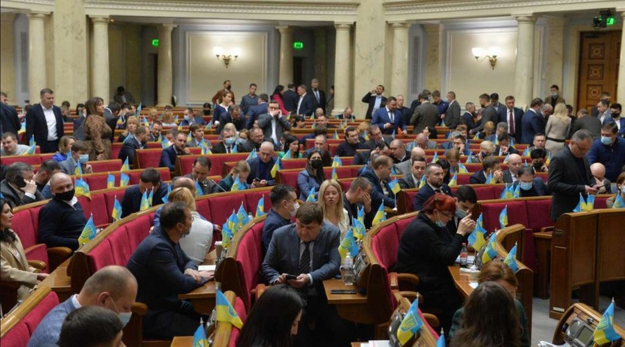В Верховной раде поддержали отставку трёх украинских министров