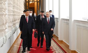 Путин и Си Цзиньпин подписали совместное заявление о развитии сотрудничества